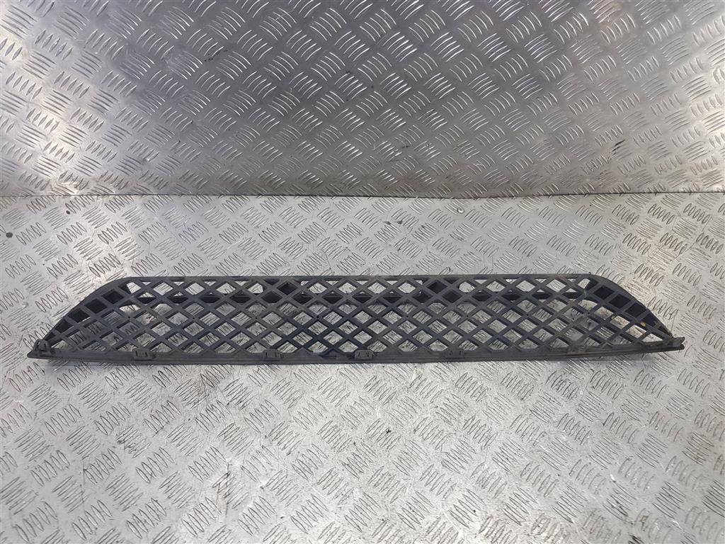 решетка бампера MERCEDES-BENZ Sprinter  A9068850053, 1320 рублей, Москва