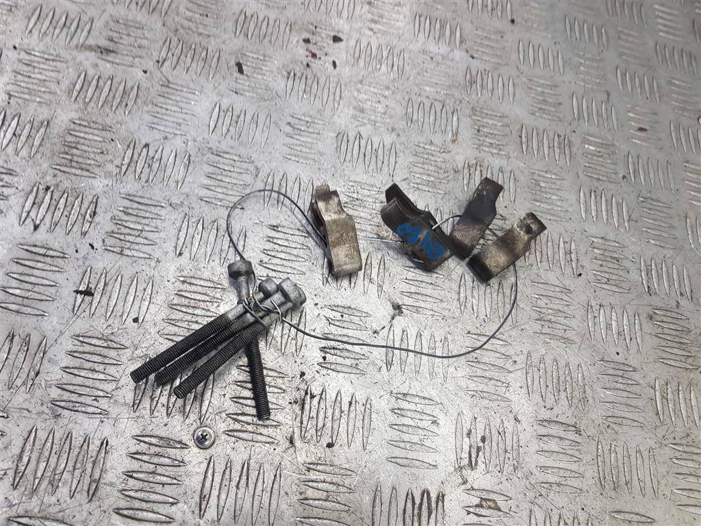 кронштейн форсунки топливной (зажим) MERCEDES-BENZ Sprinter  A6510160238, 750 рублей, Москва