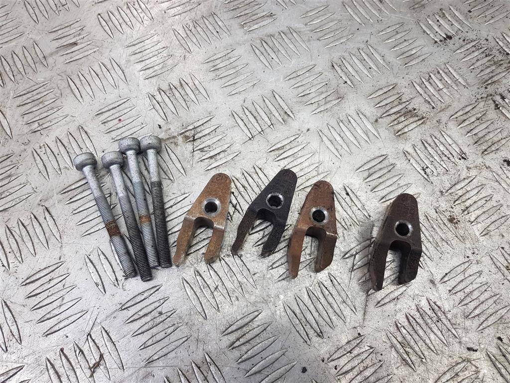 кронштейн форсунки топливной (зажим) MERCEDES-BENZ Vito  A6510160438, 750 рублей, Москва