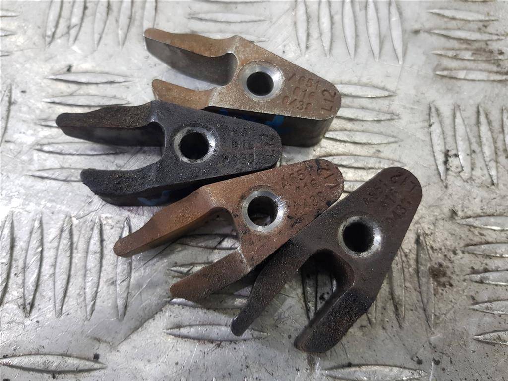 кронштейн форсунки топливной (зажим) MERCEDES-BENZ Vito  A6510160438, 750 рублей, Москва