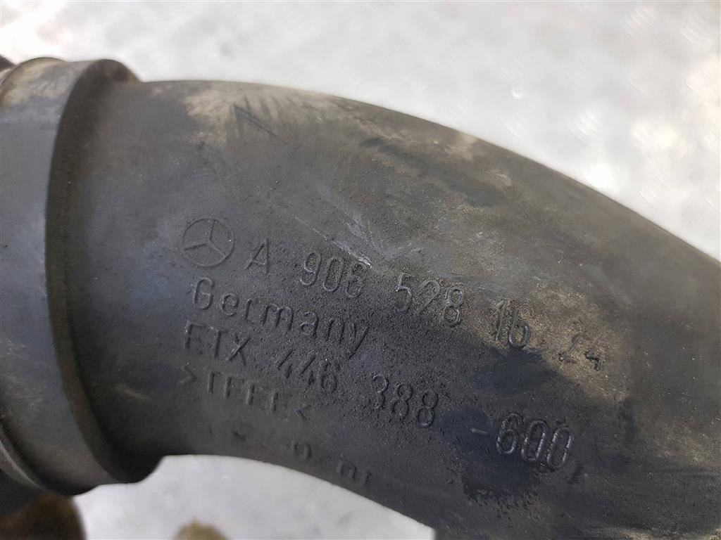 патрубок турбины MERCEDES-BENZ Sprinter  A9065281624, 1900 рублей, Москва