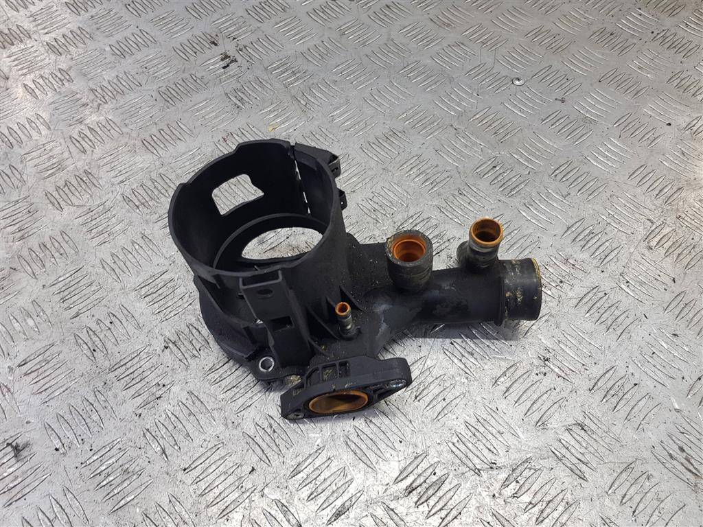 кронштейн топливного фильтра MERCEDES-BENZ Sprinter  A6512000356, 2470 рублей, Москва