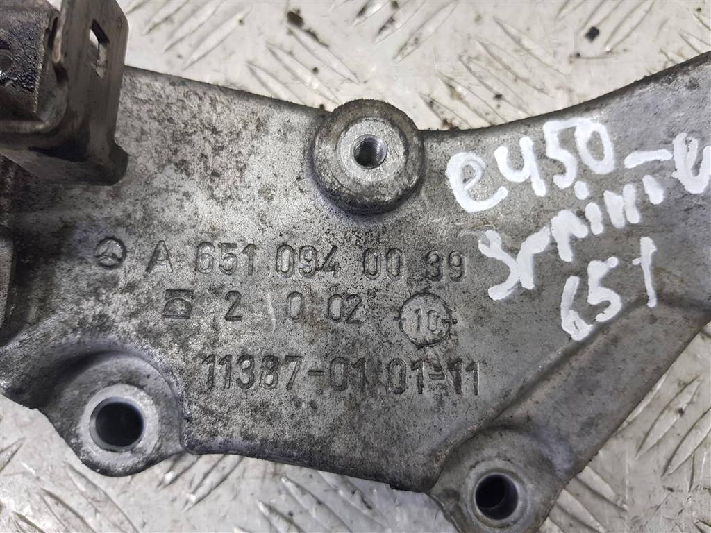 кронштейн коллектора MERCEDES-BENZ Sprinter  A6510940039, 750 рублей, Москва