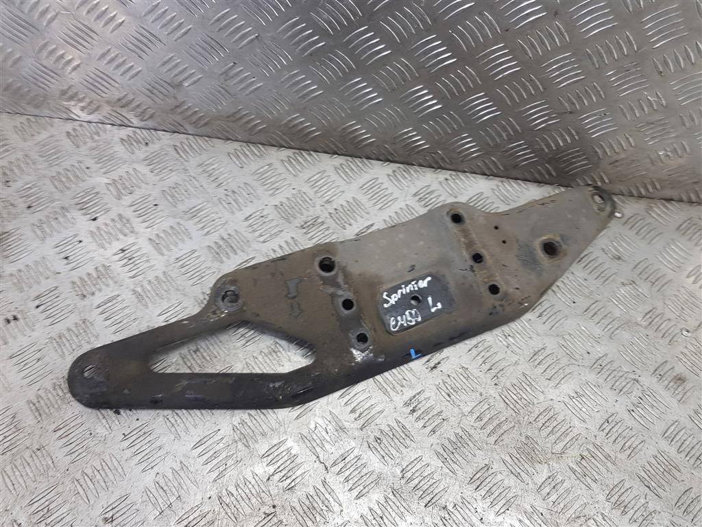 кронштейн рессоры MERCEDES-BENZ Sprinter  A9063310726, 750 рублей, Москва