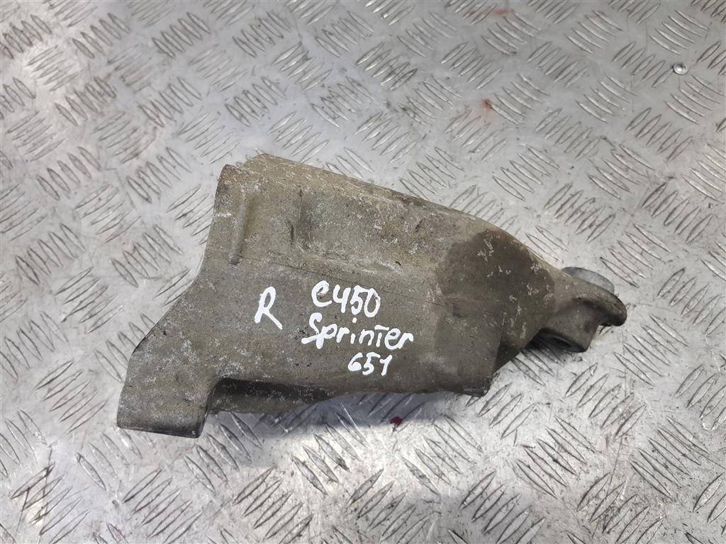 кронштейн двигателя (двс) MERCEDES-BENZ Sprinter  A6512231804, 980 рублей, Москва