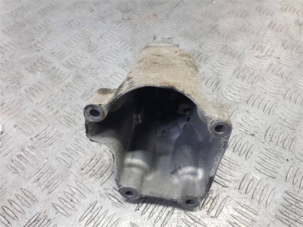 кронштейн двигателя (двс) MERCEDES-BENZ Sprinter  A6512231804, 980 рублей, Москва