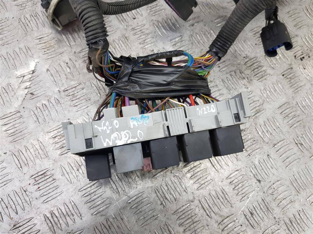 блок предохранителей FORD Transit  1774045, 5690 рублей, Москва