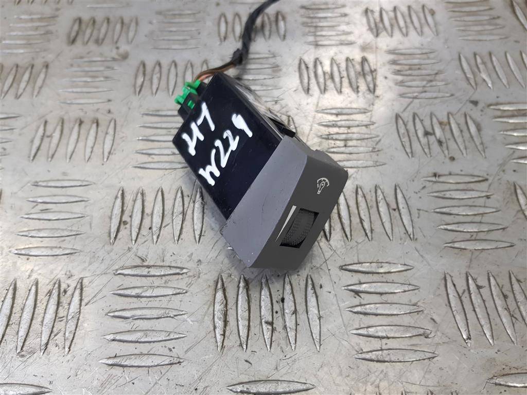 кнопка освещения панели приборов Hyundai Grand Starex  949504H000, 1320 рублей, Москва