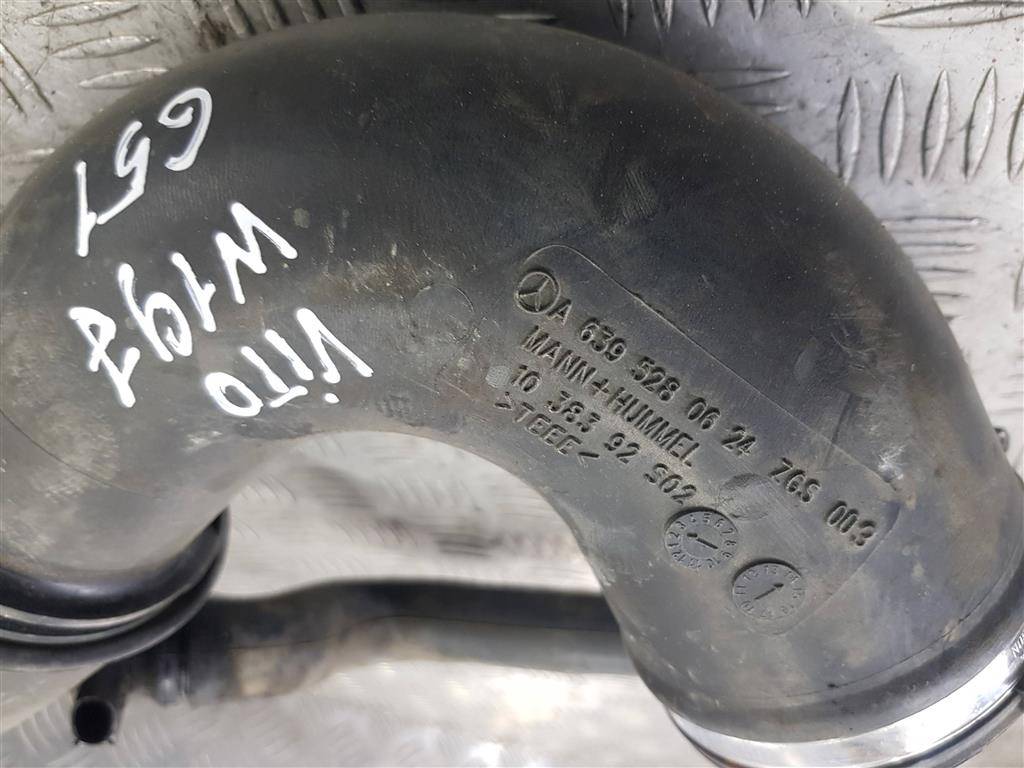 патрубок воздушный (резиновый) MERCEDES-BENZ Vito  A6395280624, 1900 рублей, Москва