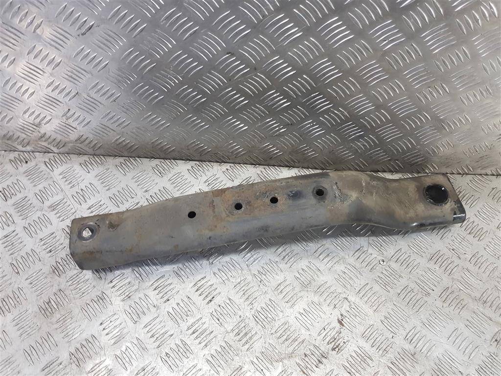 кронштейн подрамника MERCEDES-BENZ Sprinter  A9063300100, 1320 рублей, Москва