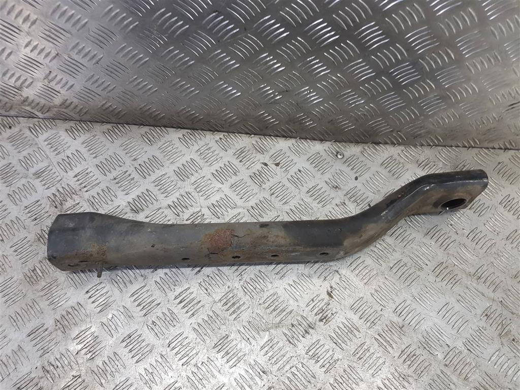 кронштейн подрамника MERCEDES-BENZ Sprinter  A9063300100, 1320 рублей, Москва