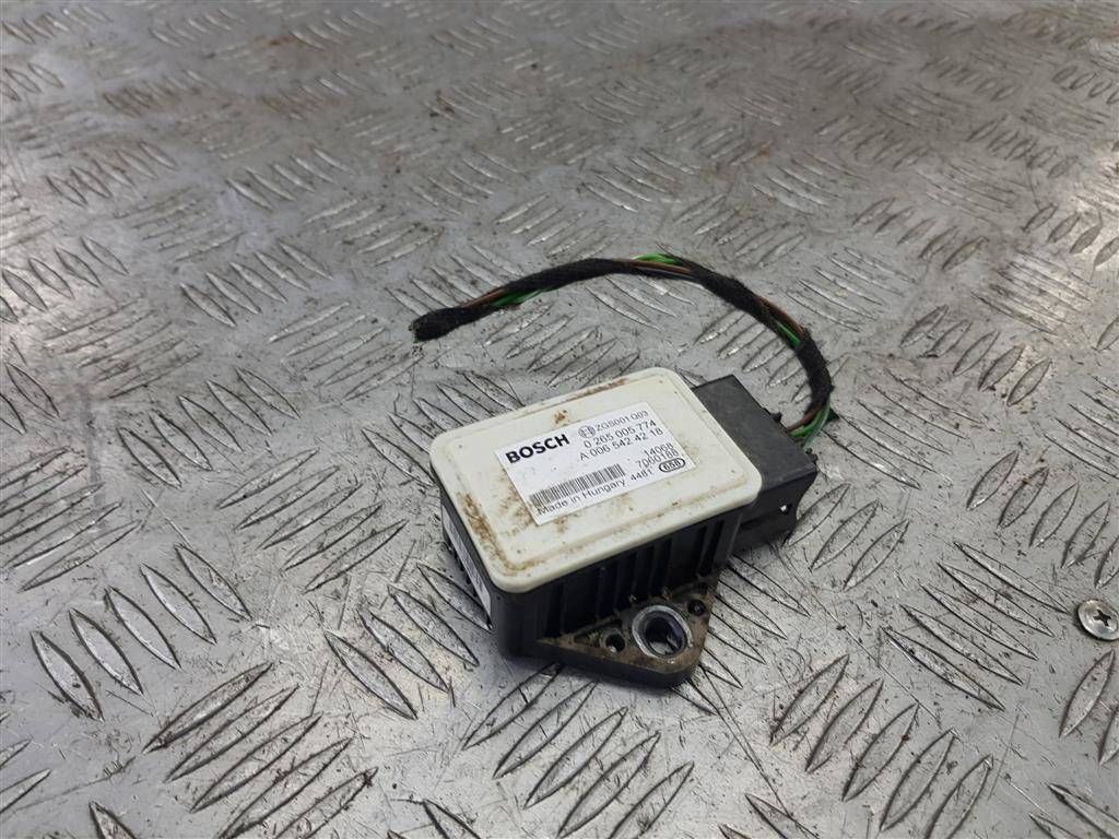 датчик ускорения MERCEDES-BENZ Vito  A0065424218, 520 рублей, Москва