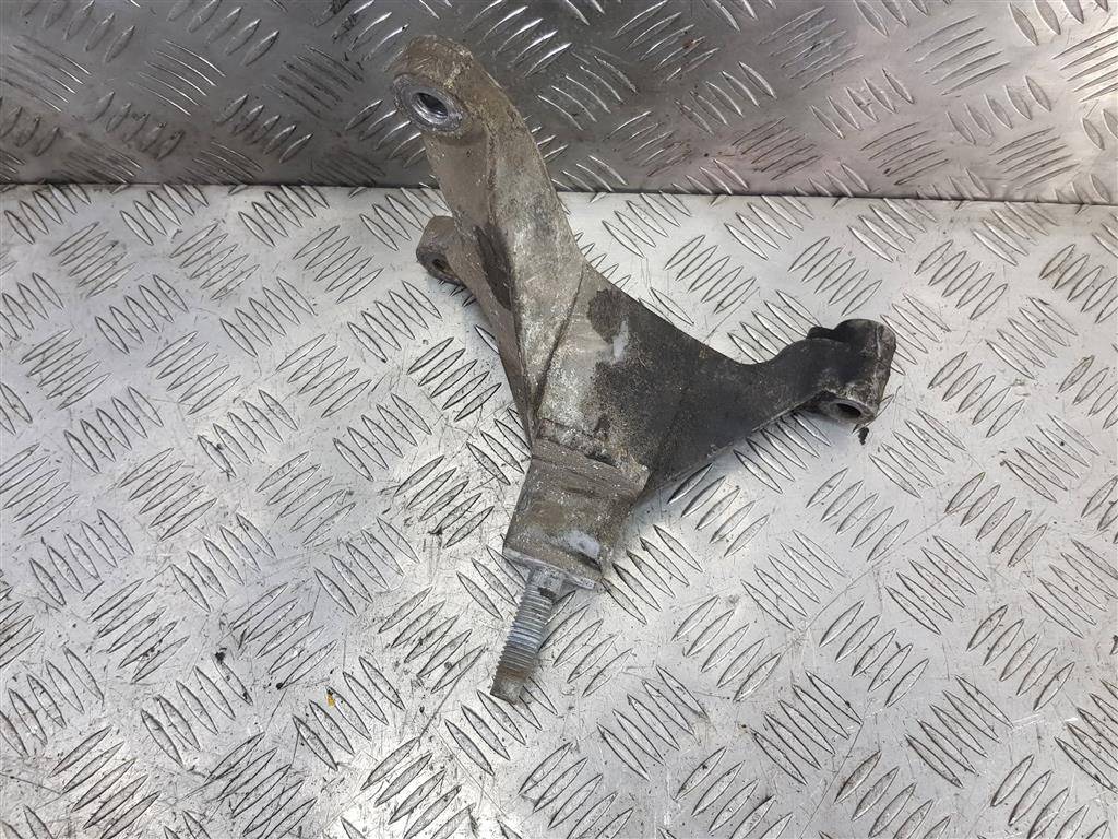 кронштейн кпп FORD Tourneo Connect  5127454, 750 рублей, Москва