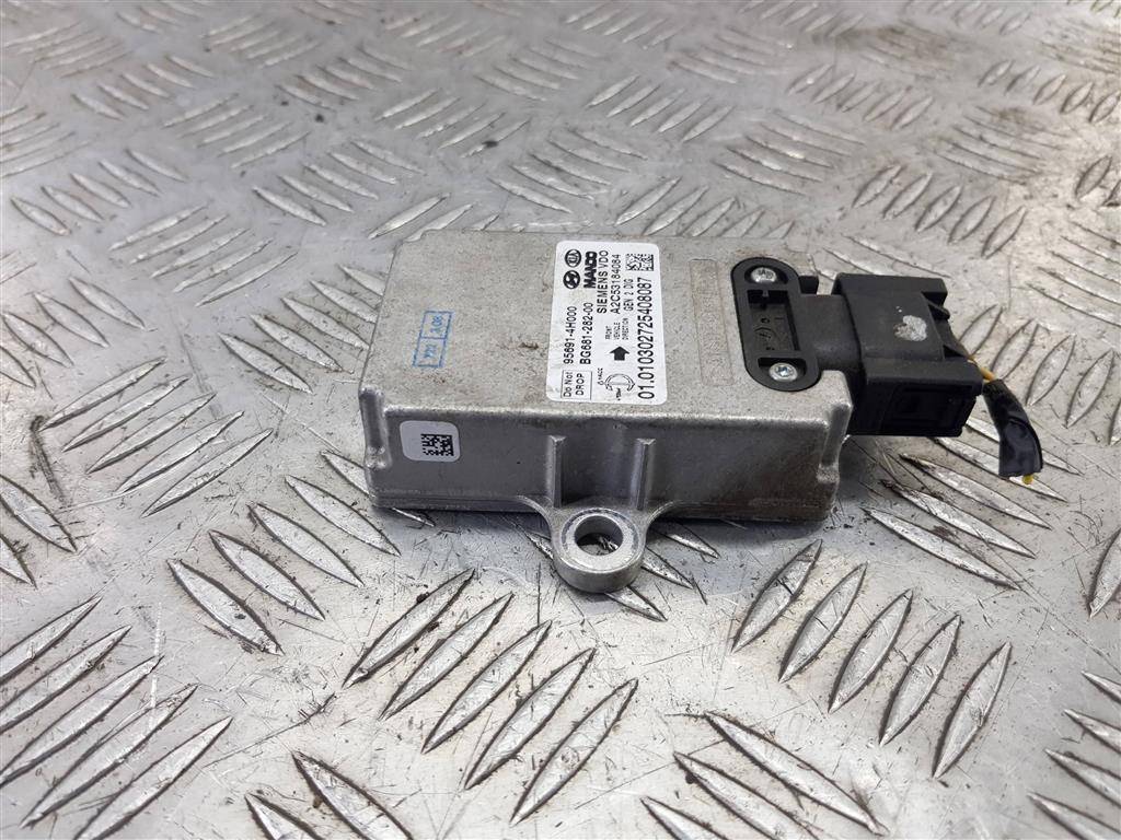 датчик ускорения Hyundai Grand Starex  956914H000, 980 рублей, Москва