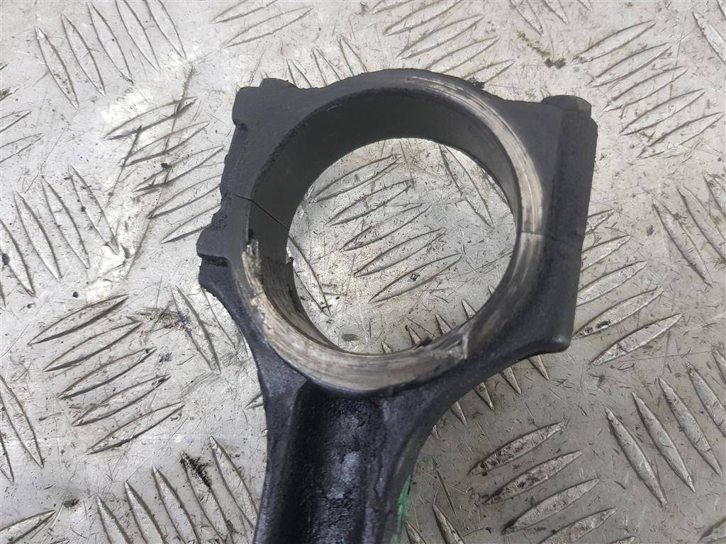 поршень Renault Master  120A17400R, 12130 рублей, Москва