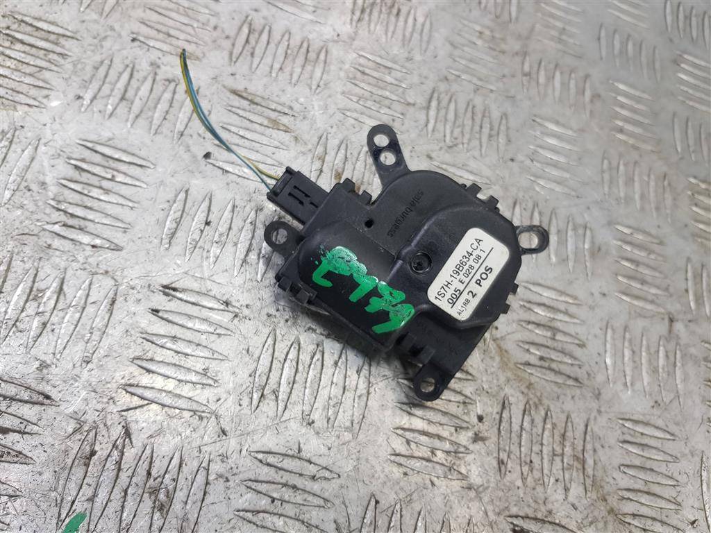 моторчик заслонки отопителя FORD Tourneo Connect  1144030, 630 рублей, Москва