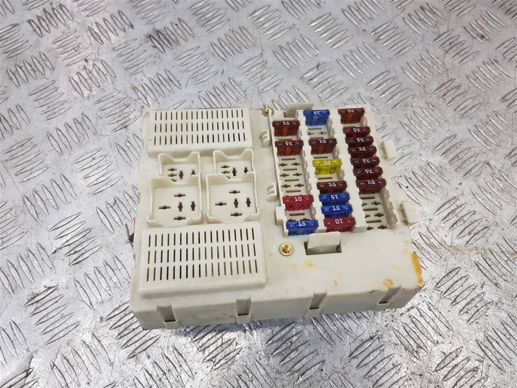 блок предохранителей FORD Tourneo Connect  1504506, 860 рублей, Москва