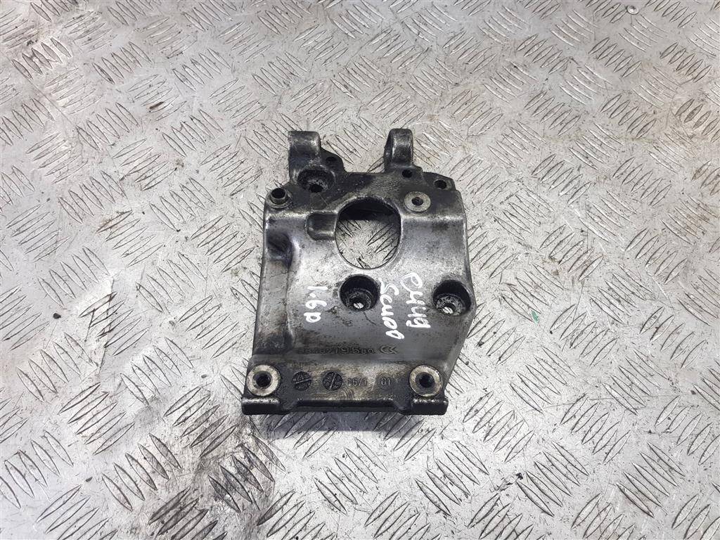 кронштейн компрессора кондиционера Fiat Scudo  9646719580, 750 рублей, Москва