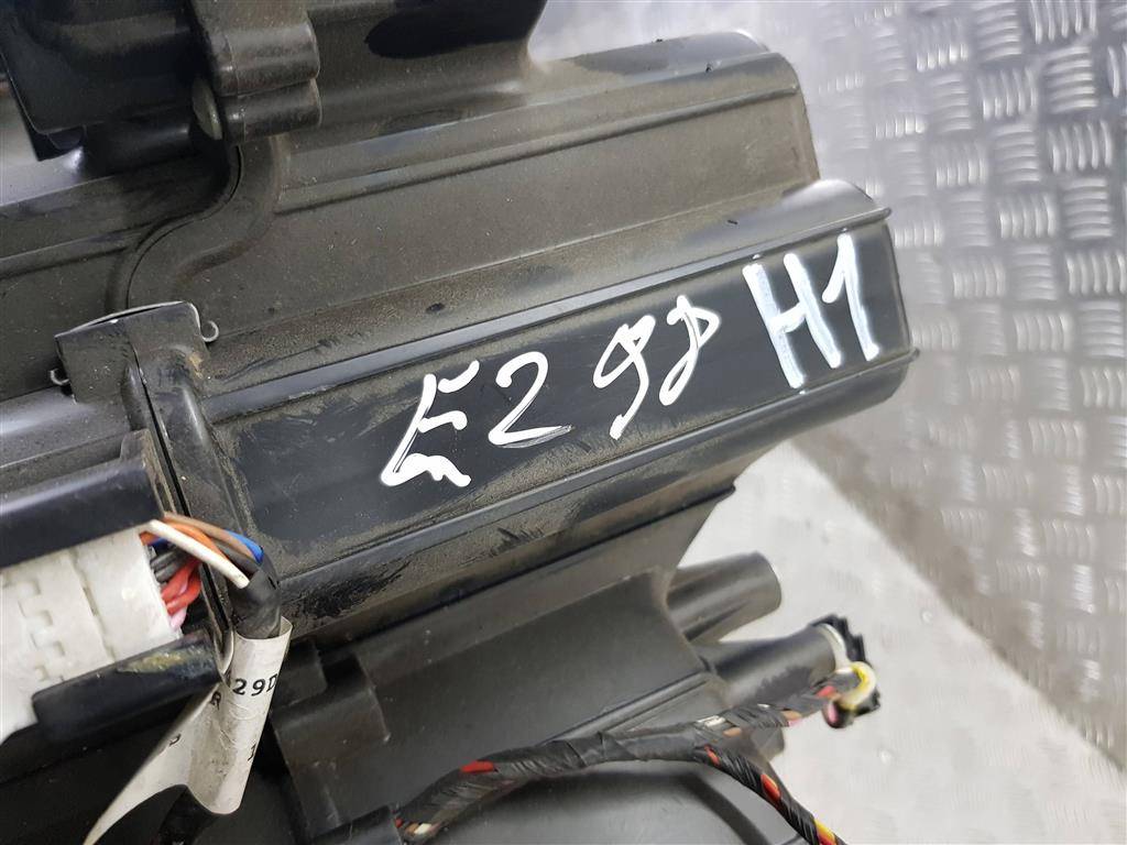 корпус отопителя Hyundai Grand Starex  979004H500, 4200 рублей, Москва