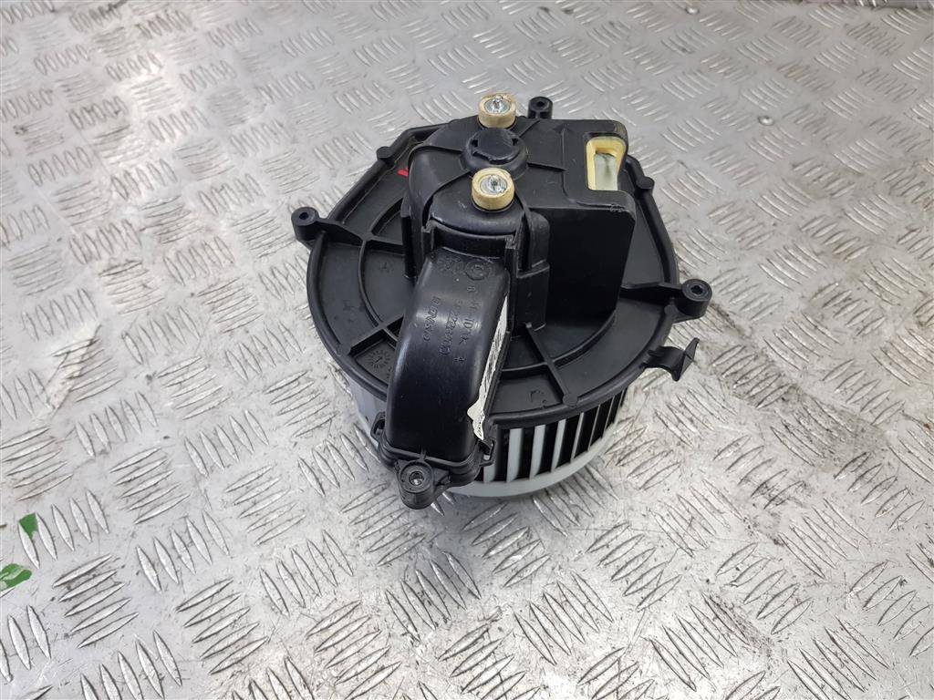 моторчик отопителя Peugeot Partner  6441AR, 4770 рублей, Москва