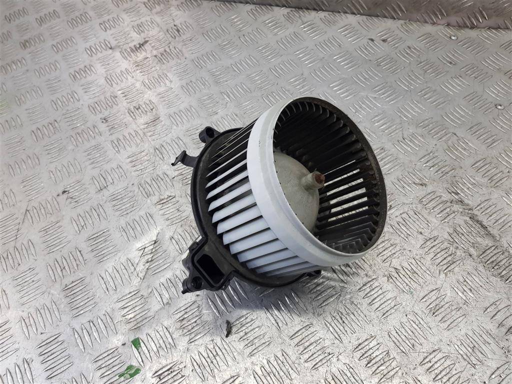 моторчик отопителя Peugeot Partner  6441AR, 4770 рублей, Москва