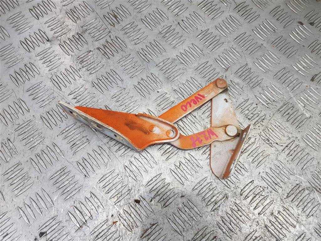 петля капота Iveco Daily  504058771, 630 рублей, Москва