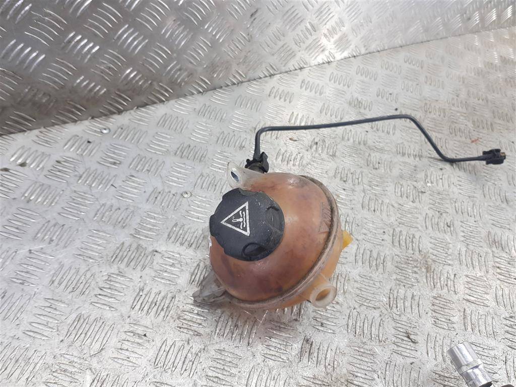 бачок расширительный Peugeot Expert  1323AC, 980 рублей, Москва