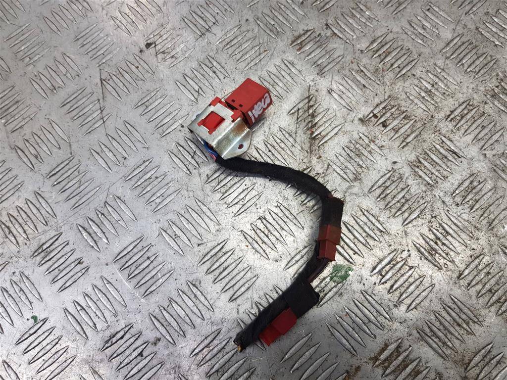 реле Iveco Daily  46520432, 750 рублей, Москва