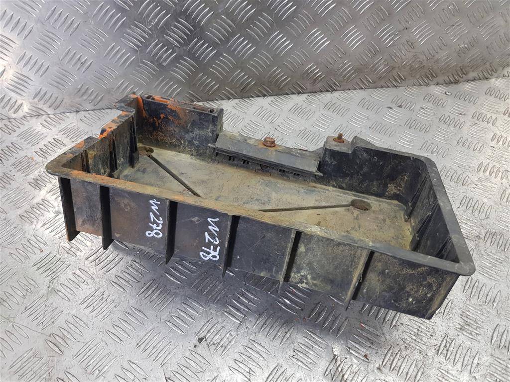 подставка под аккумулятор Iveco Daily  3800314, 2700 рублей, Москва