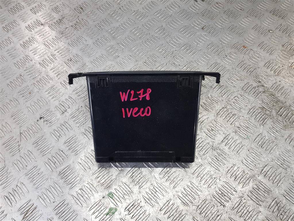 накладка торпедо Iveco Daily  3802527, 1320 рублей, Москва