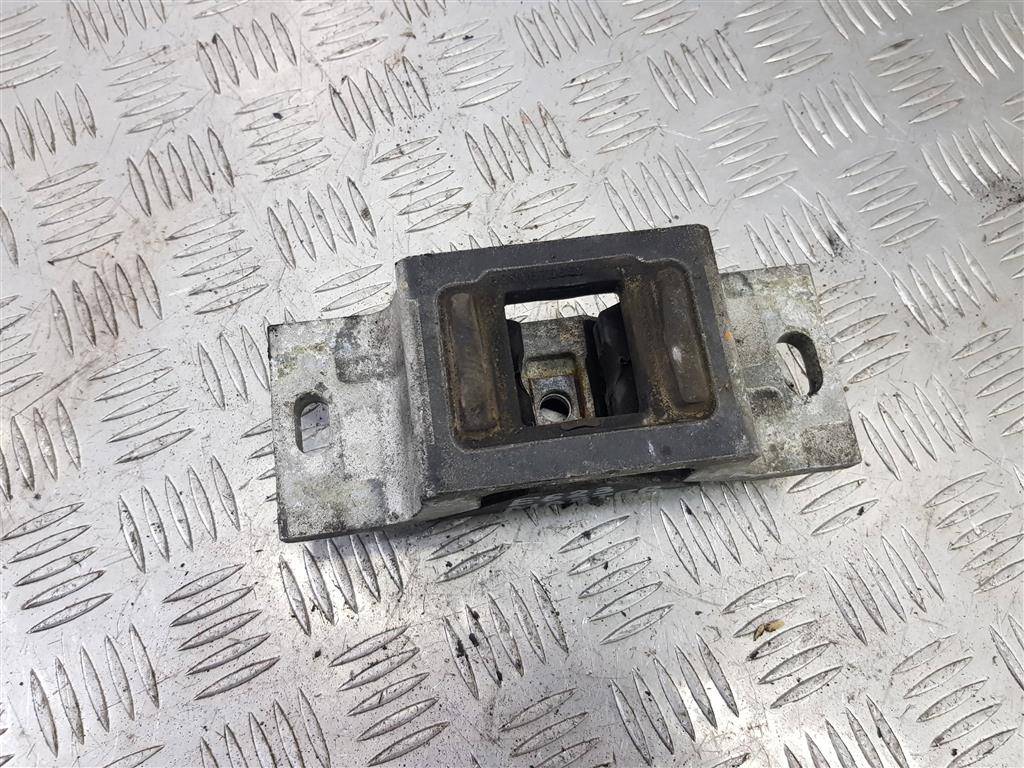 подушка двигателя (опора двс) Renault Master  8200676857, 2470 рублей, Москва