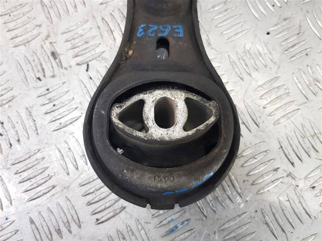 подушка кпп (гитара опора) Renault Master  8200675206, 2130 рублей, Москва