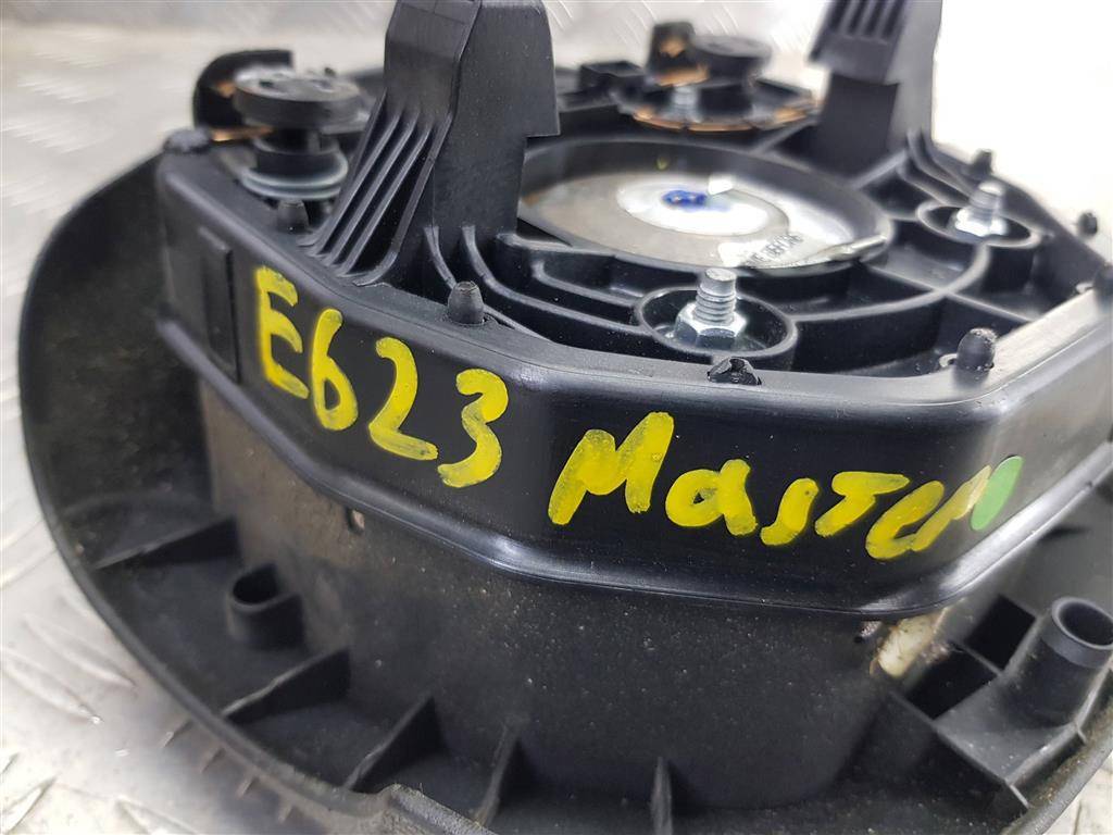 подушка безопасности водителя Renault Master  985701757R, 11330 рублей, Москва