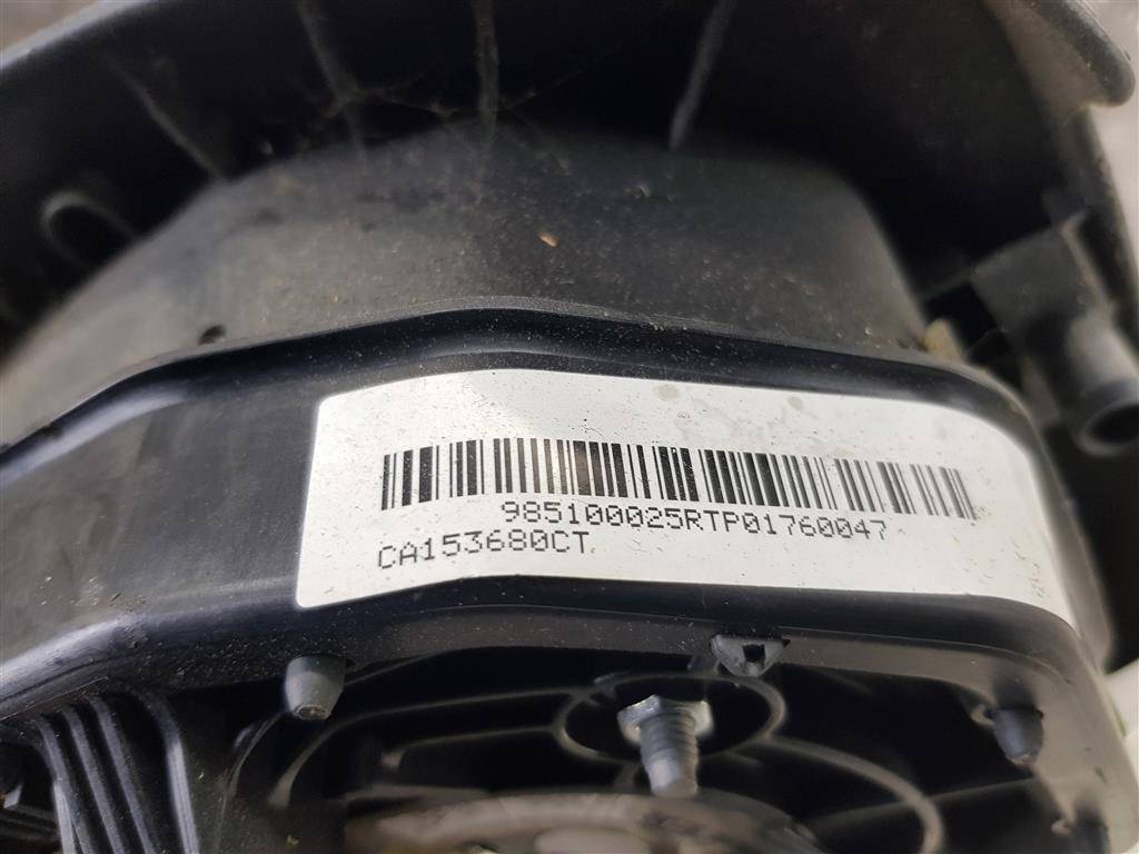 подушка безопасности водителя Renault Master  985701757R, 11330 рублей, Москва