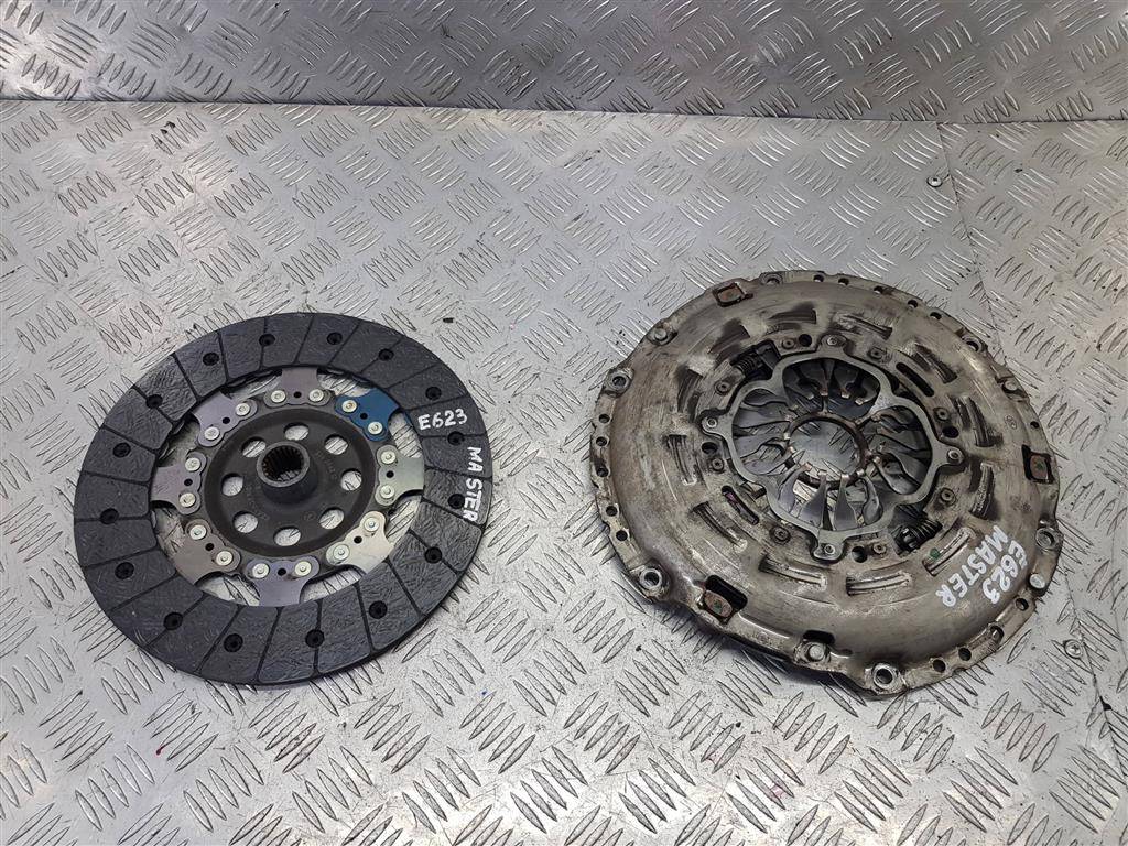 сцепление Renault Master  302052305R, 10180 рублей, Москва