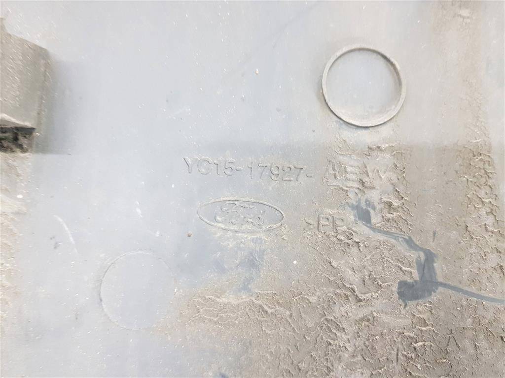 клык заднего бампера FORD Transit  1745835, 1550 рублей, Москва