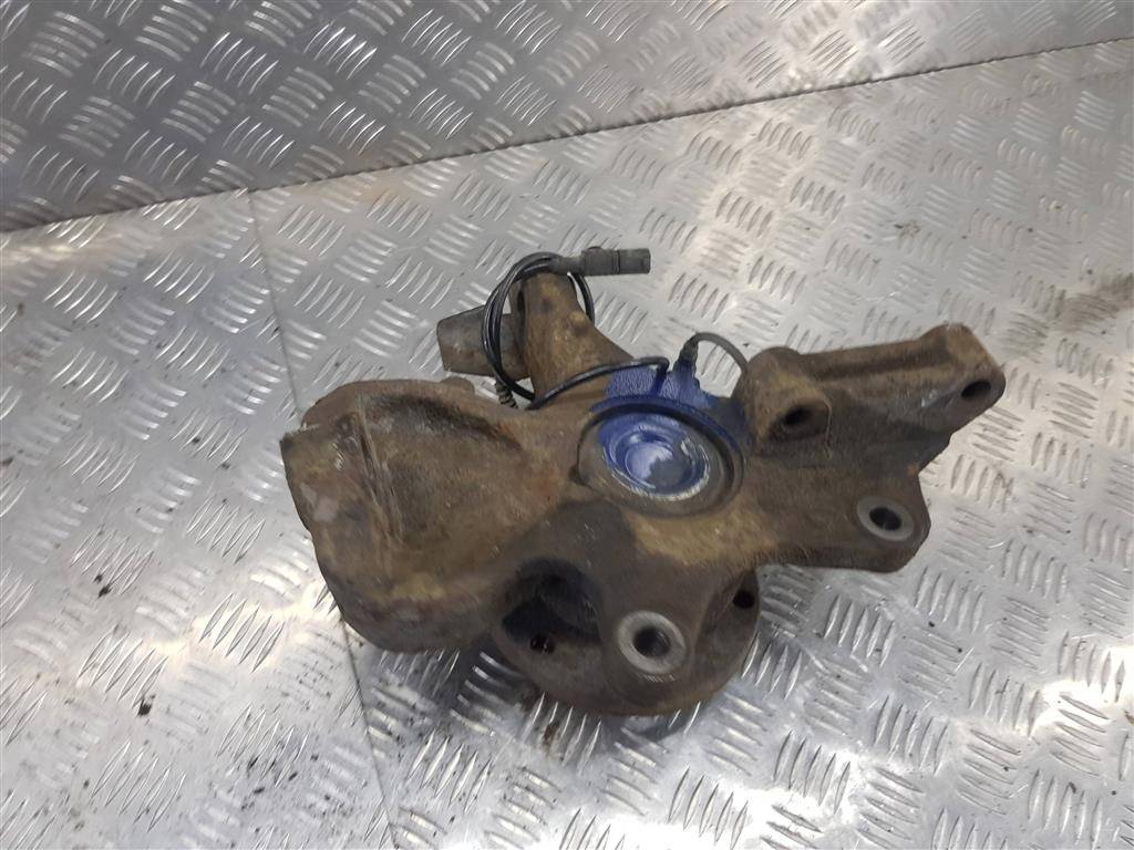 кулак MERCEDES-BENZ Sprinter  A9063302520, 6380 рублей, Москва