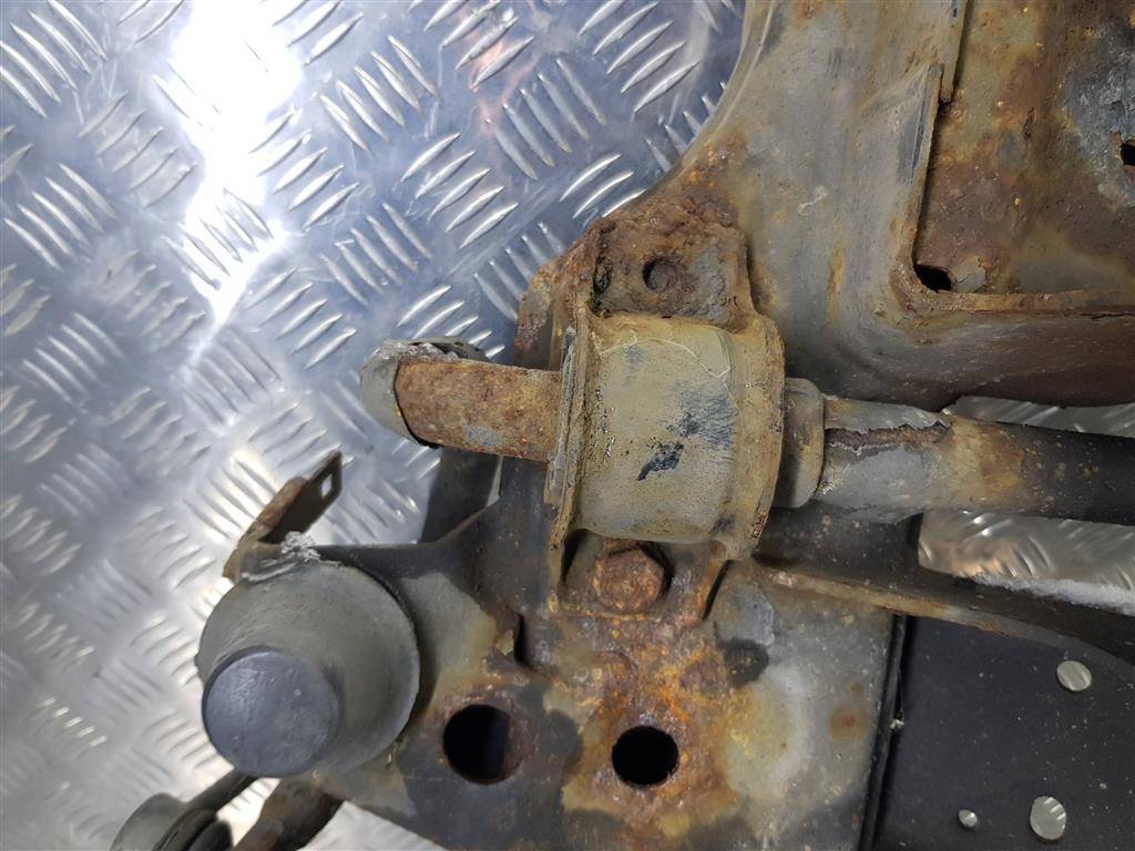 подрамник (балка подмоторная) MERCEDES-BENZ Sprinter  A9063301906, 5690 рублей, Москва