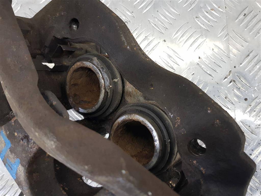 суппорт MERCEDES-BENZ Sprinter  A0044205583, 6040 рублей, Москва