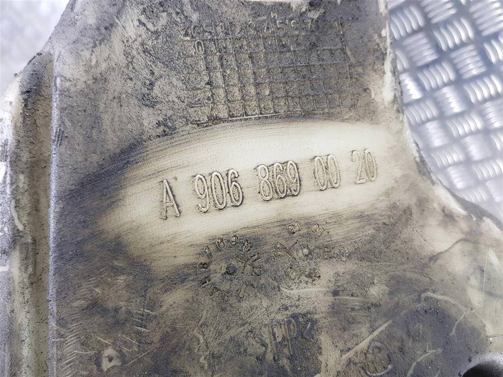 бачок омывателя MERCEDES-BENZ Sprinter  A9068690220, 1320 рублей, Москва