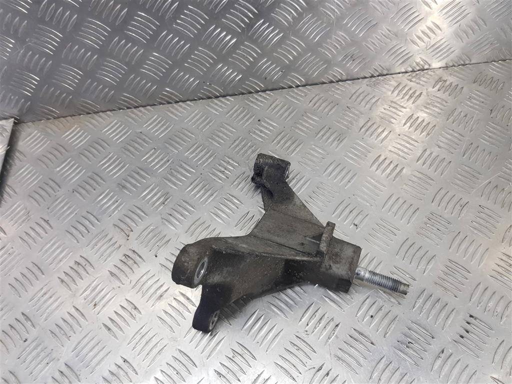 кронштейн кпп FORD Tourneo Connect  5127454, 750 рублей, Москва