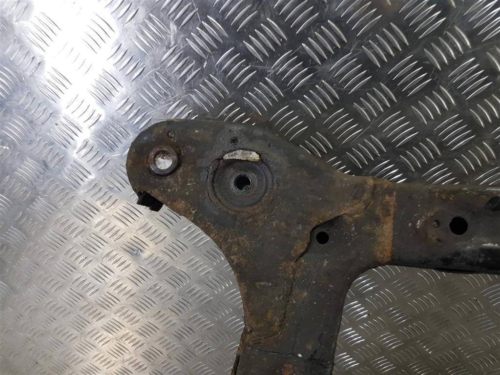 подрамник (балка подмоторная) Hyundai Grand Starex  624104H000, 4200 рублей, Москва