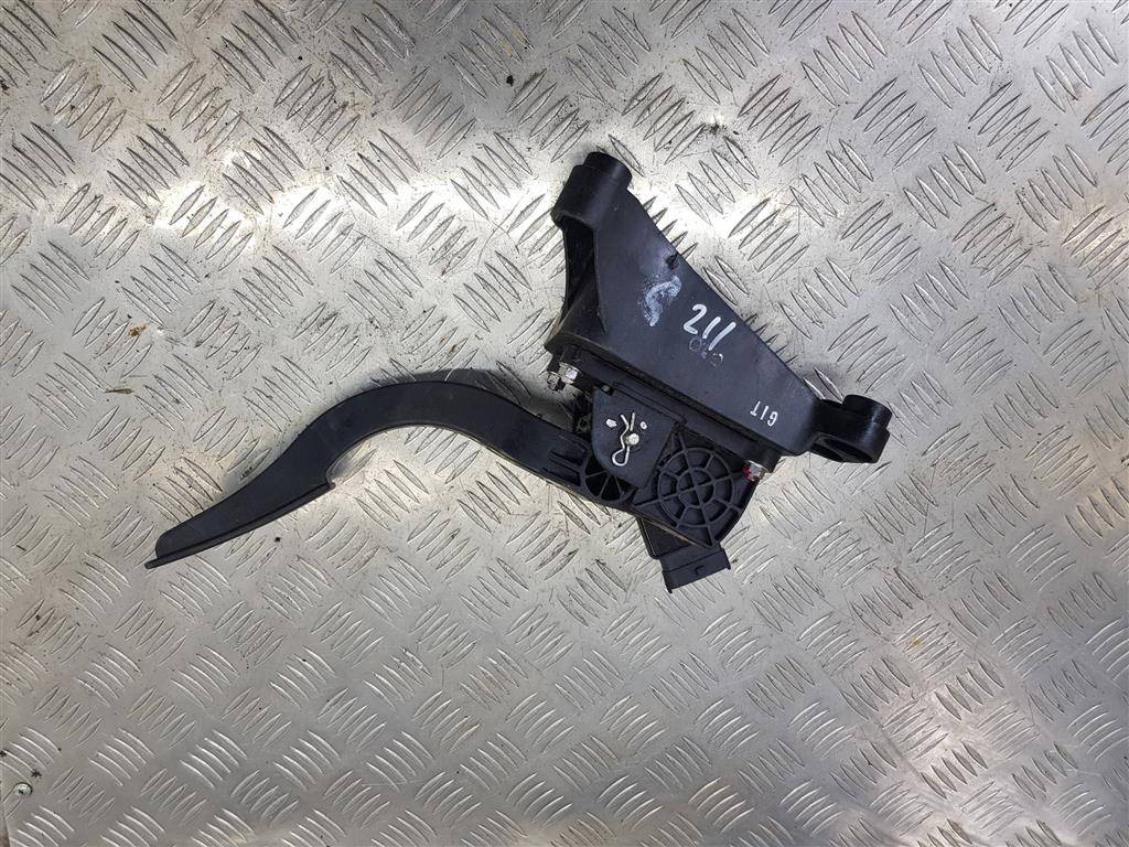 педаль газа Hyundai Grand Starex  327004H802, 1550 рублей, Москва