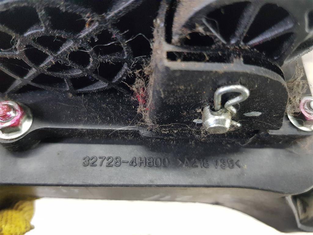 педаль газа Hyundai Grand Starex  327004H802, 1550 рублей, Москва