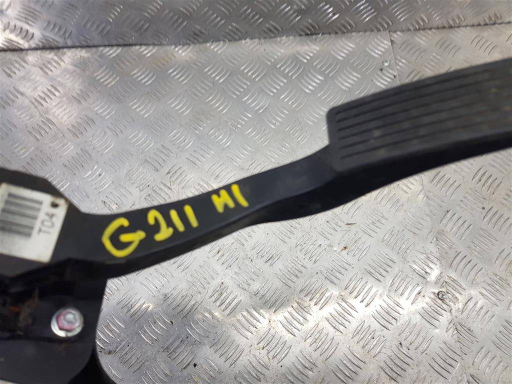 педаль газа Hyundai Grand Starex  327004H802, 1550 рублей, Москва
