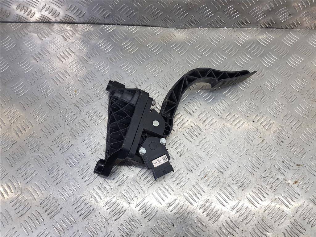 педаль газа Hyundai Grand Starex  327004H802, 1550 рублей, Москва