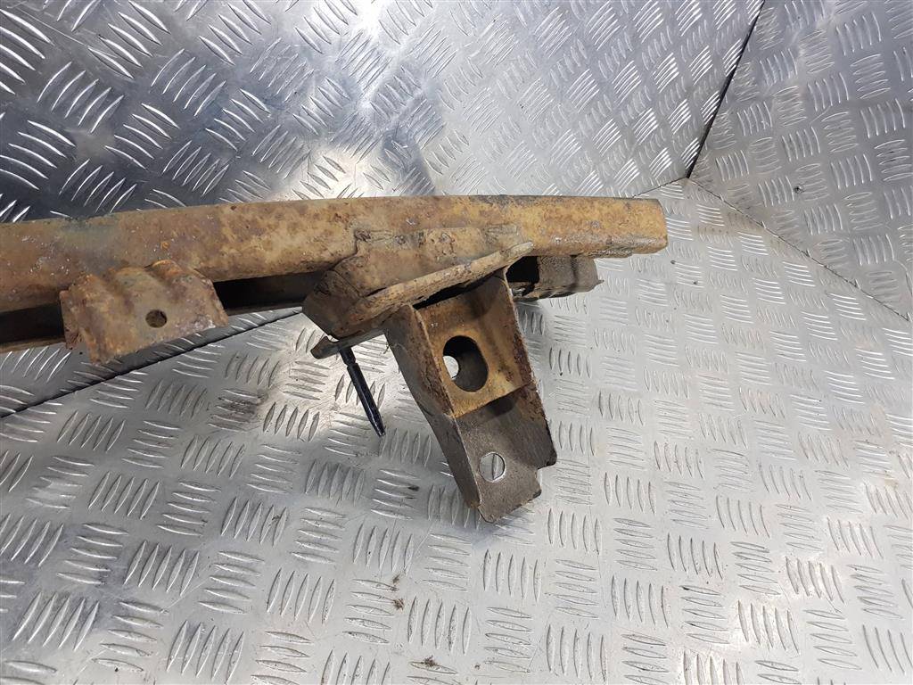 усилитель бампера Hyundai Grand Starex  866304H000, 4540 рублей, Москва