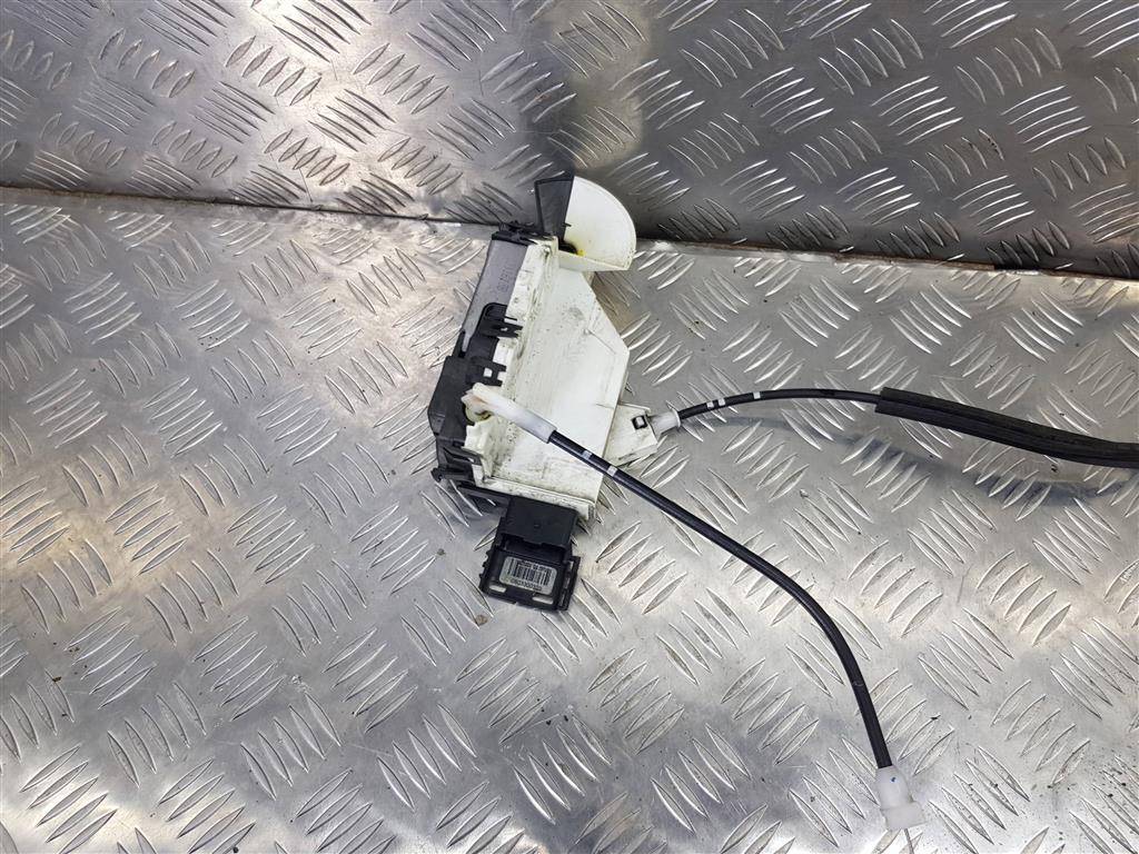 замок двери Peugeot Partner  9135EC, 1900 рублей, Москва