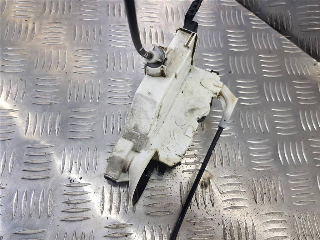 замок двери Peugeot Partner  9135EC, 1900 рублей, Москва