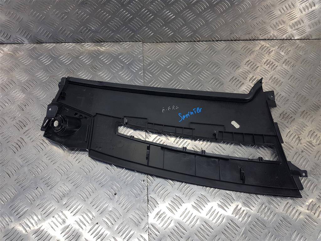 накладка торпедо MERCEDES-BENZ Sprinter  A9066890007, 980 рублей, Москва